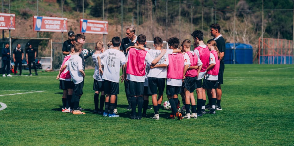 Die Besonderheiten im Coaching von Kinder & Jugendmannschaften